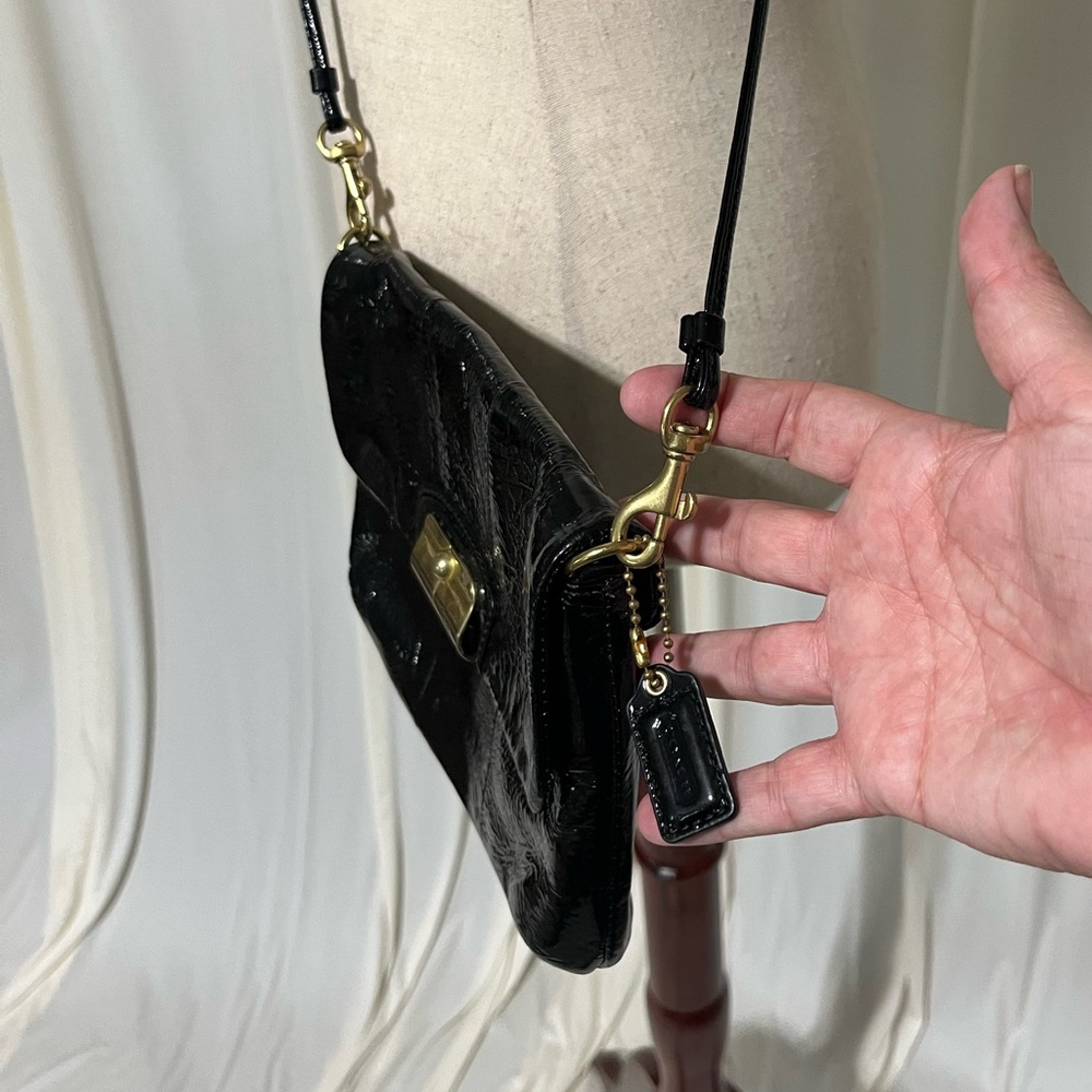 Vintage Coach Patent Leather Black Shoulder Bag - Picture 8 of 9